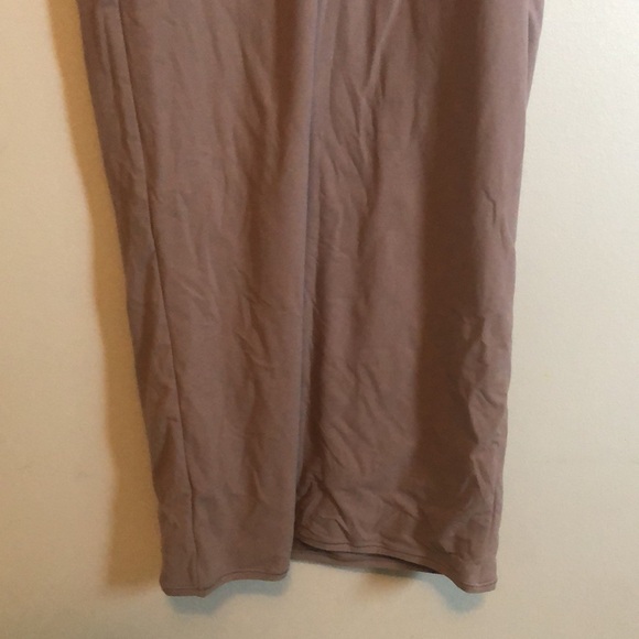 SKIMS Lace Maxi Dress, color-Zinc, Style-fits everybody, size medium, NWT - Picture 6 of 8